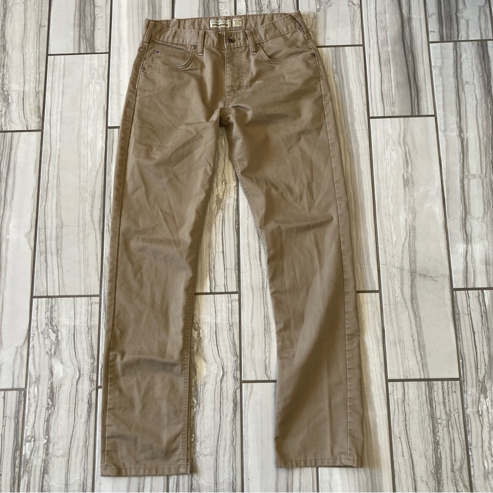 NWOT Patagonia Organic Cotton/polyester mix khakis.